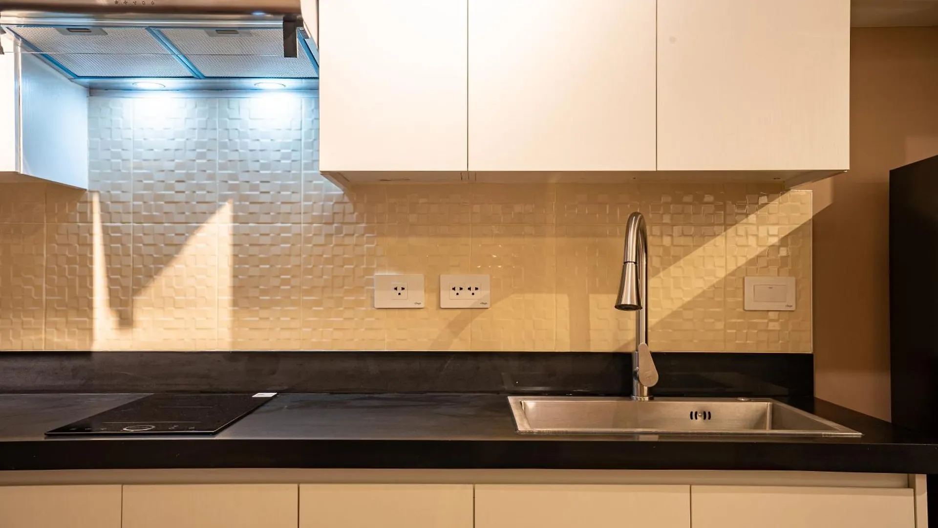 Ivory Residences I Premium Apartment L Close To Malls I Downtown I Managed By Bleuspace Davao City Fülöp-szigetek